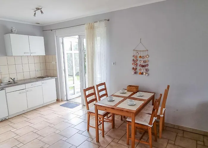 Joanna-4 By Interhome *